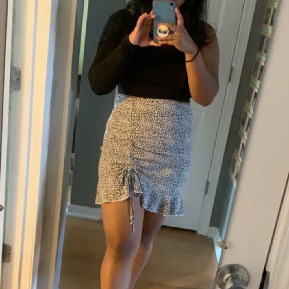 Ruffle mini skirt